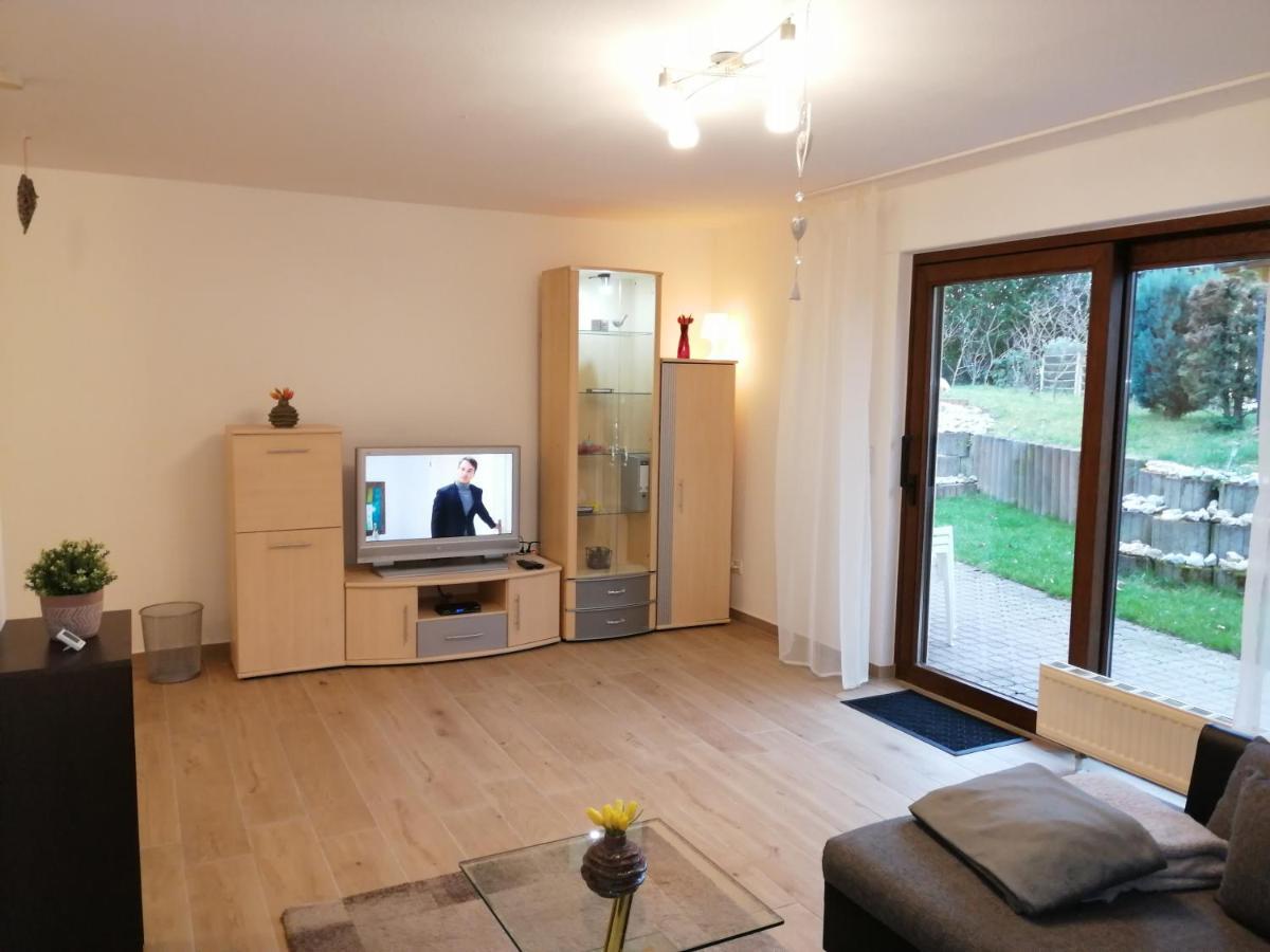 Ebenerdige Ferienwohnung Mit Grosser Terrasse In Der Naehe Des Waldes, Zum Wohlfuehlen Schoneck Εξωτερικό φωτογραφία